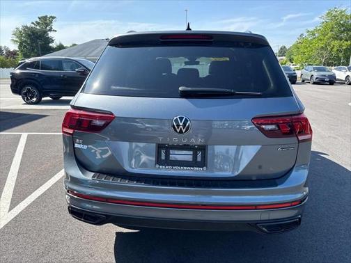 2022 Volkswagen Tiguan 2.0T SE R-Line Black 4MOTION