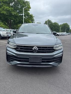 2022 Volkswagen Tiguan 2.0T SE R-Line Black 4MOTION