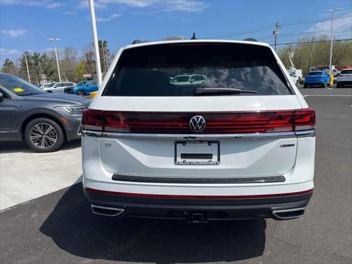2025 Volkswagen Atlas 2.0T SE w/Technology 4MOTION