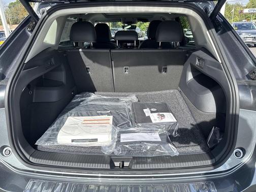 2025 Volkswagen Tiguan 2.0T SE 4MOTION