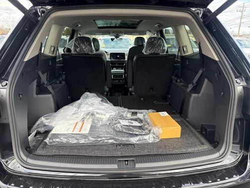 2026 Volkswagen Atlas 2.0T SE w/Technology 4MOTION