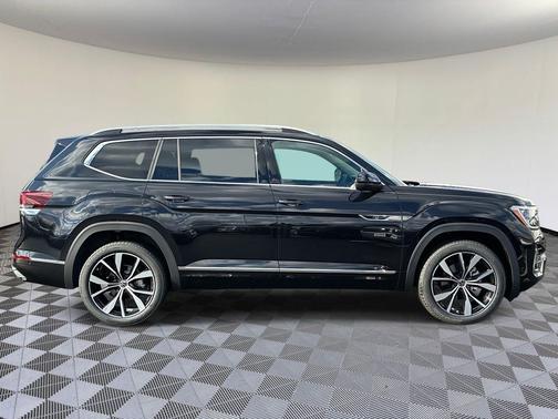 2026 Volkswagen Atlas 2.0T SEL Premium R-Line 4MOTION