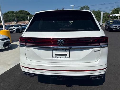 2025 Volkswagen Atlas 2.0T SEL Premium R-Line 4MOTION