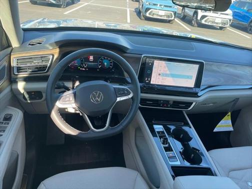 2025 Volkswagen Atlas 2.0T SE w/Technology 4MOTION