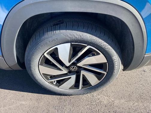 2025 Volkswagen Atlas 2.0T SE w/Technology 4MOTION