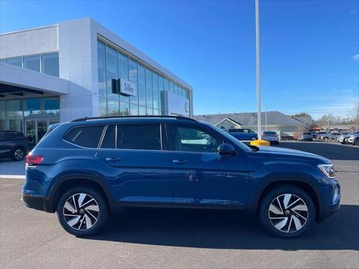 2025 Volkswagen Atlas 2.0T SE w/Technology 4MOTION