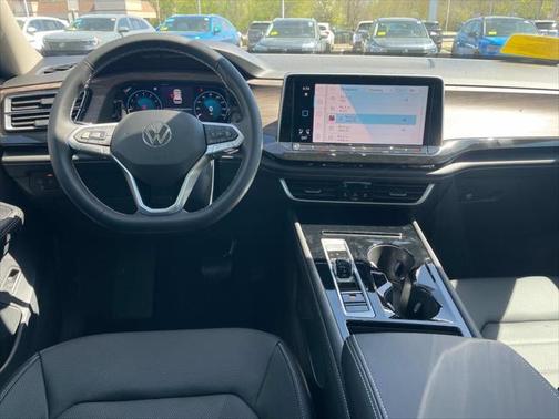 2025 Volkswagen Atlas 2.0T SEL