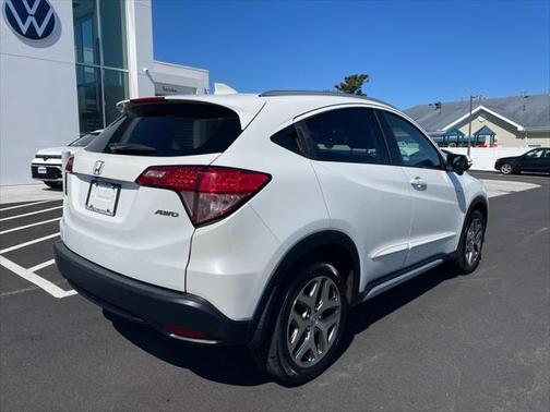 2016 Honda HR-V EX-L w/Navigation