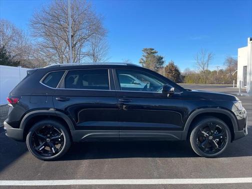 2025 Volkswagen Taos 1.5T SEL
