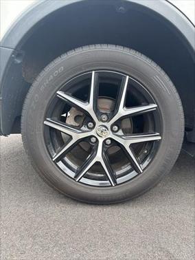 2017 Toyota RAV4 SE
