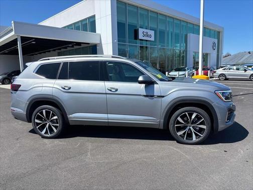 2025 Volkswagen Atlas 2.0T SEL Premium R-Line 4MOTION