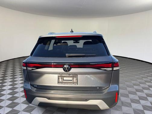 2025 Volkswagen Tiguan 2.0T SE 4MOTION