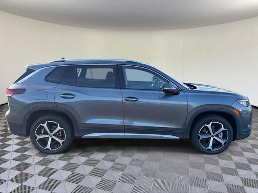 2025 Volkswagen Tiguan 2.0T SE 4MOTION