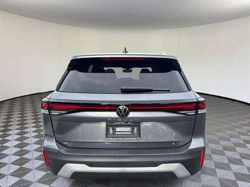2025 Volkswagen Tiguan 2.0T SE 4MOTION