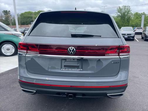 2025 Volkswagen Atlas 2.0T SE w/Technology 4MOTION