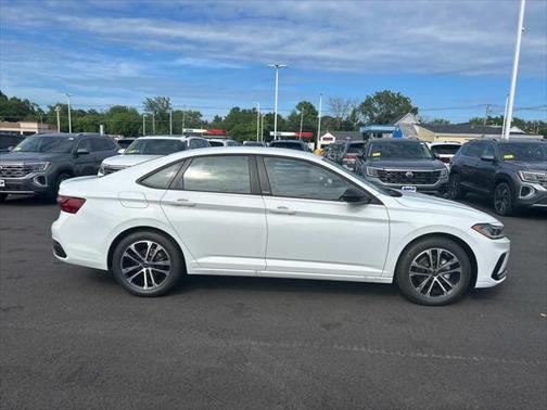 2025 Volkswagen Jetta 1.5T Sport