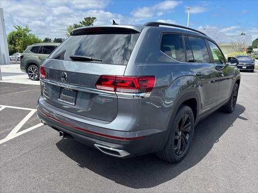 2022 Volkswagen Atlas 3.6L SE w/Technology