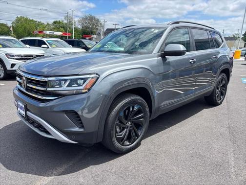 2022 Volkswagen Atlas 3.6L SE w/Technology