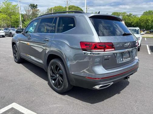 2022 Volkswagen Atlas 3.6L SE w/Technology