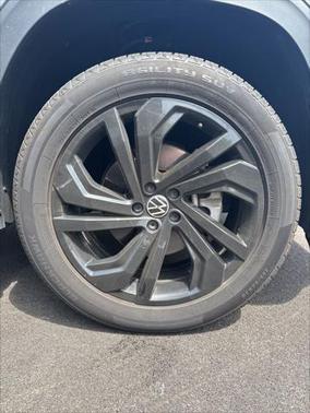 2022 Volkswagen Atlas 3.6L SE w/Technology