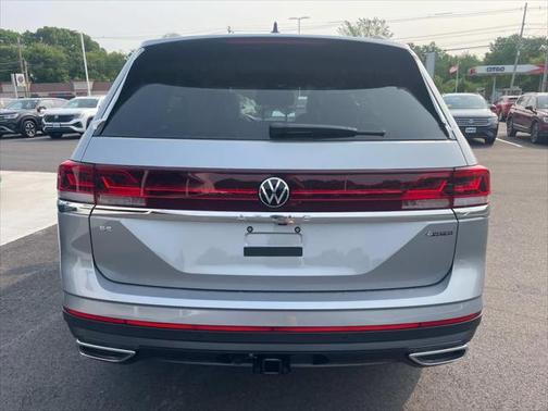 2025 Volkswagen Atlas 2.0T SE w/Technology 4MOTION