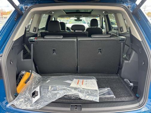 2026 Volkswagen Atlas 2.0T SE w/Technology 4MOTION