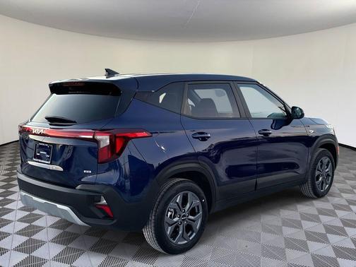 2025 Kia Seltos LX