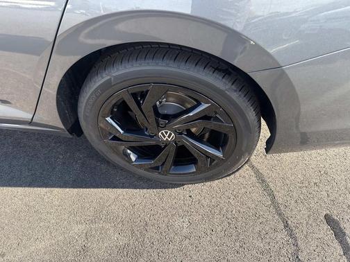 2026 Volkswagen Jetta 1.4T SE