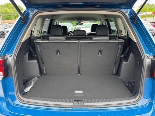 2025 Volkswagen Atlas 2.0T SE