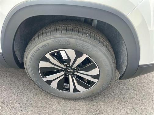 2025 Volkswagen Atlas Cross Sport 2.0T SE