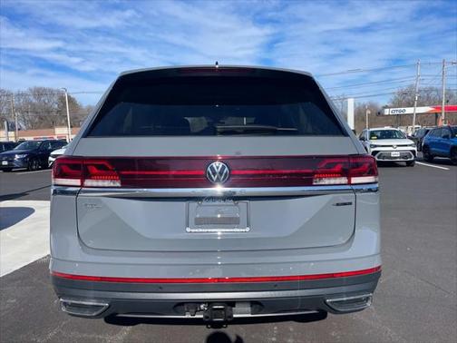 2025 Volkswagen Atlas 2.0T SEL