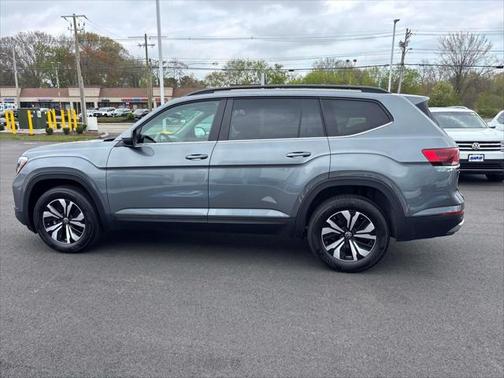 2024 Volkswagen Atlas 2.0T SE