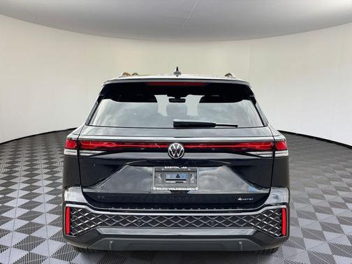 2026 Volkswagen Tiguan 2.0T SE R-Line Black 4MOTION