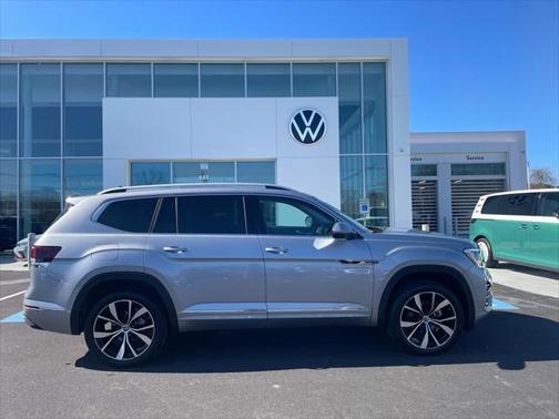 2024 Volkswagen Atlas 2.0T SEL Premium R-Line 4MOTION