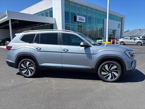 2025 Volkswagen Atlas 2.0T SEL