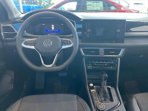 2025 Volkswagen Taos 1.5T SE Black