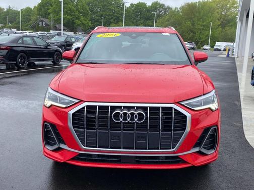 2024 Audi Q3 Premium 45 TFSI S line quattro Tiptronic