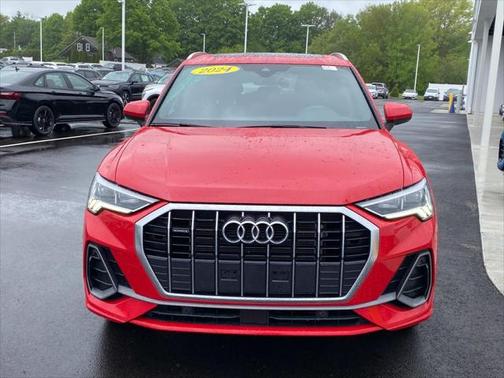 2024 Audi Q3 Premium 45 TFSI S line quattro Tiptronic