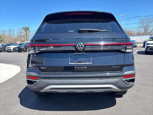 2025 Volkswagen Taos 1.5T SEL