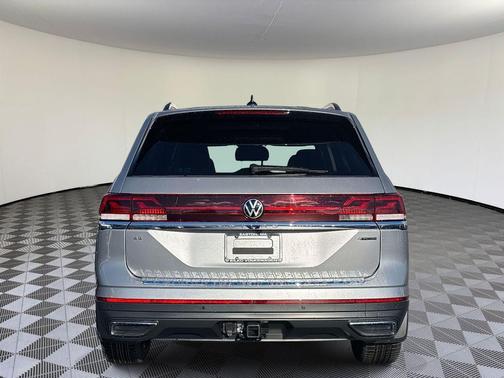 2026 Volkswagen Atlas 2.0T SE w/Technology 4MOTION