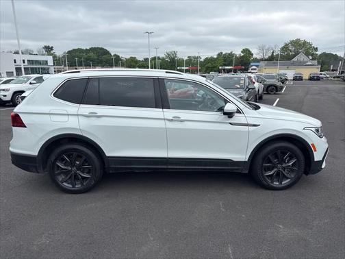 2022 Volkswagen Tiguan 2.0T SE 4MOTION