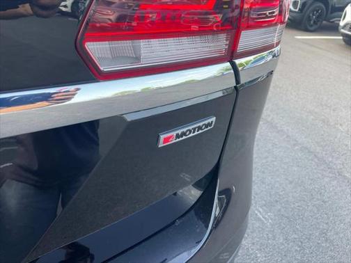 2022 Volkswagen Atlas 3.6L SE w/Technology