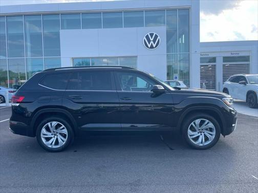 2022 Volkswagen Atlas 3.6L SE w/Technology