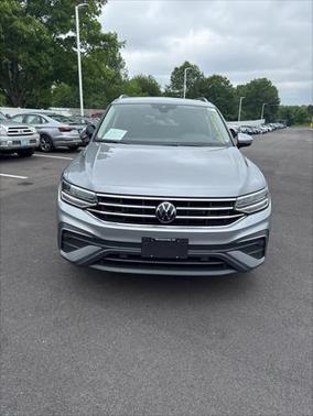 2024 Volkswagen Tiguan 2.0T SE 4MOTION