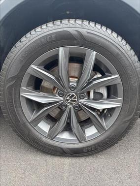 2024 Volkswagen Tiguan 2.0T SE 4MOTION