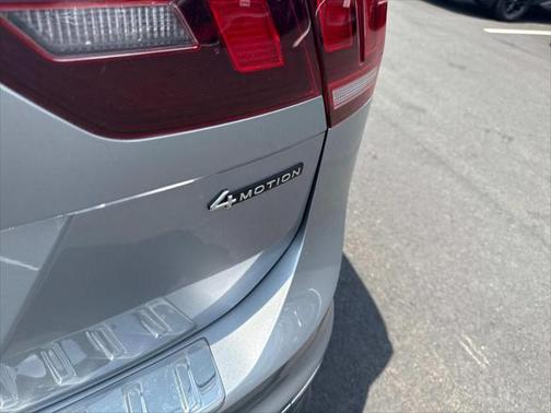 2024 Volkswagen Tiguan 2.0T SE 4MOTION