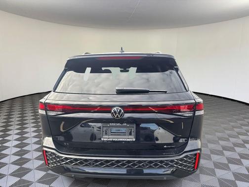 2026 Volkswagen Tiguan 2.0T SE R-Line Black 4MOTION