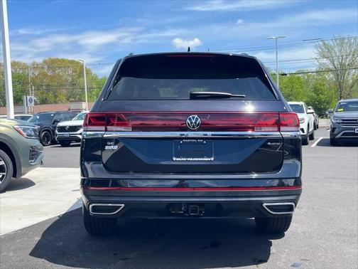 2025 Volkswagen Atlas 2.0T SE w/Technology 4MOTION