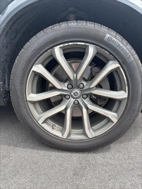 2019 Volvo XC90 T5 Momentum
