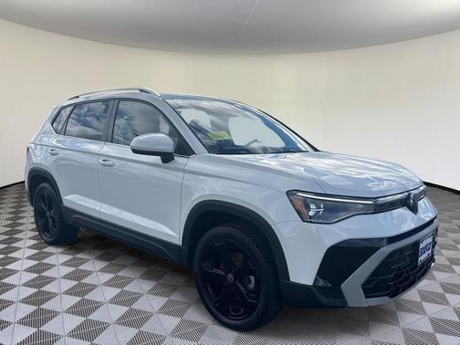 2025 Volkswagen Taos 1.5T SEL